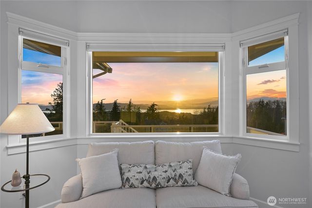 1900 Samish Crest Way, Bellingham, WA 98229