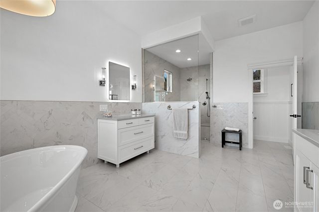 1900 Samish Crest Way, Bellingham, WA 98229