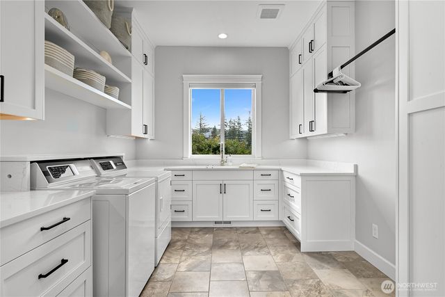 1900 Samish Crest Way, Bellingham, WA 98229