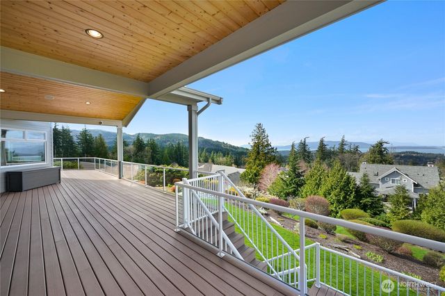 1900 Samish Crest Way, Bellingham, WA 98229