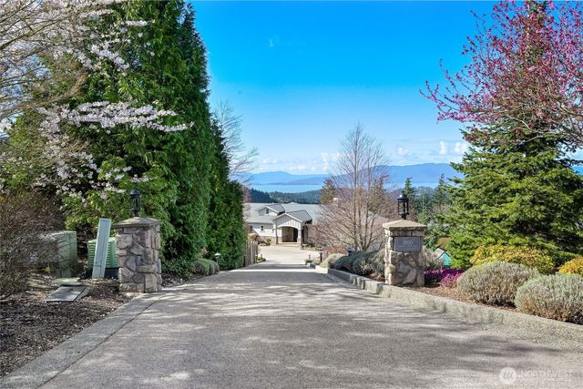 1900 Samish Crest Way, Bellingham, WA 98229