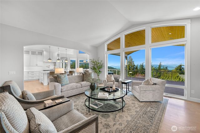 1900 Samish Crest Way, Bellingham, WA 98229