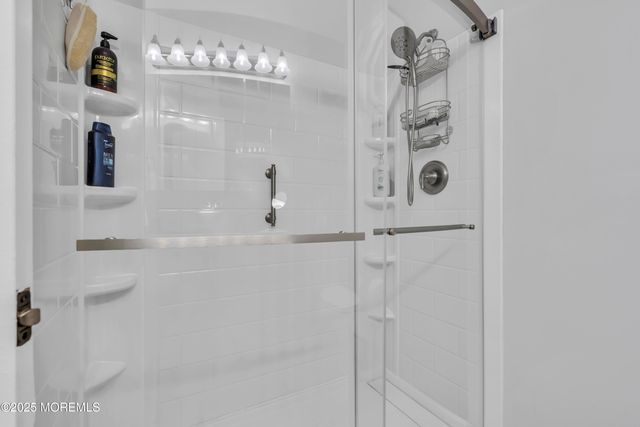 9 Morongo Court, Toms River, NJ 08757