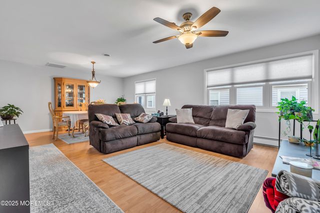 9 Morongo Court, Toms River, NJ 08757