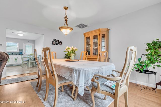 9 Morongo Court, Toms River, NJ 08757