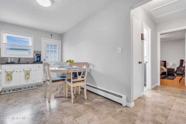 9 Morongo Court, Toms River, NJ 08757