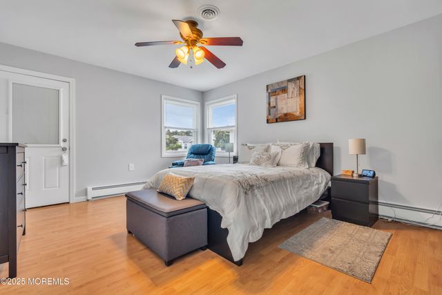 9 Morongo Court, Toms River, NJ 08757