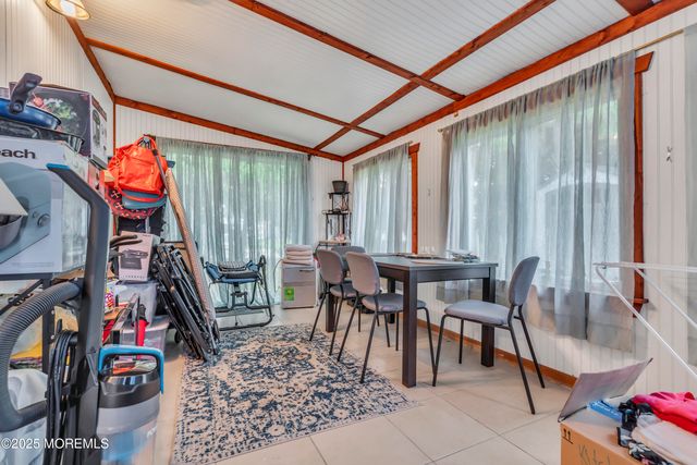 9 Morongo Court, Toms River, NJ 08757