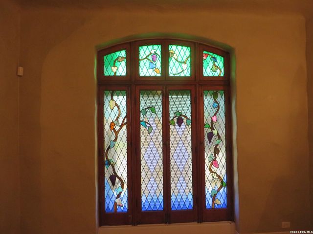 411 W Elsmere Pl, San Antonio, TX 78212