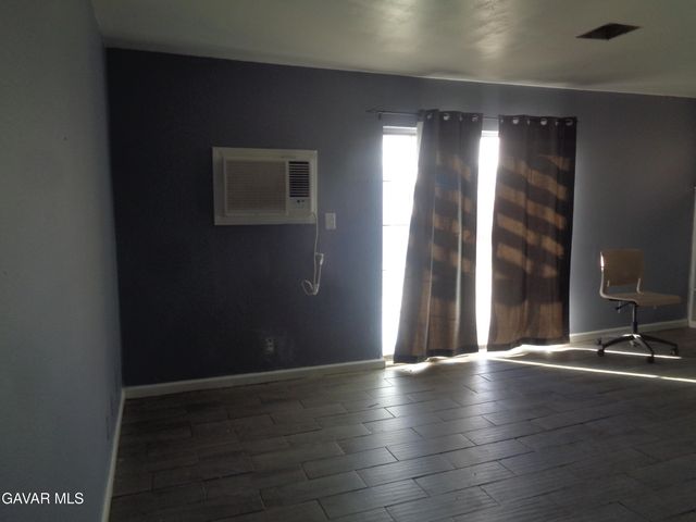 2825 W 28th Street, Rosamond, CA 93560