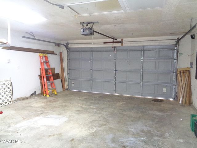 2825 W 28th Street, Rosamond, CA 93560