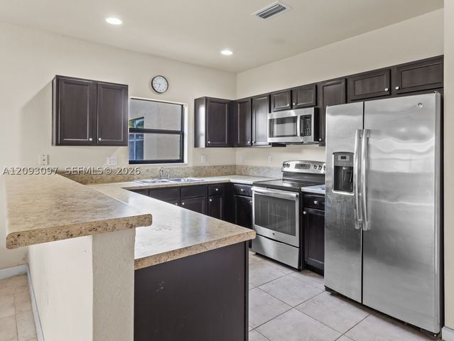 11865 SW 236th St, Homestead, FL 33032