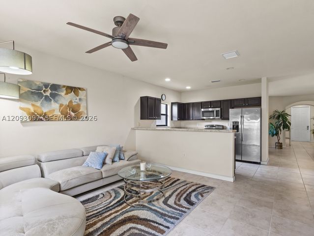 11865 SW 236th St, Homestead, FL 33032
