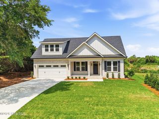 8210 Mainsail Lane, Wilmington, NC 28412
