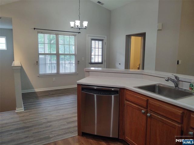 5912 Tudor Drive 5912, Pequannock Township, NJ 07444