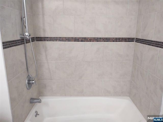 5912 Tudor Drive 5912, Pequannock Township, NJ 07444