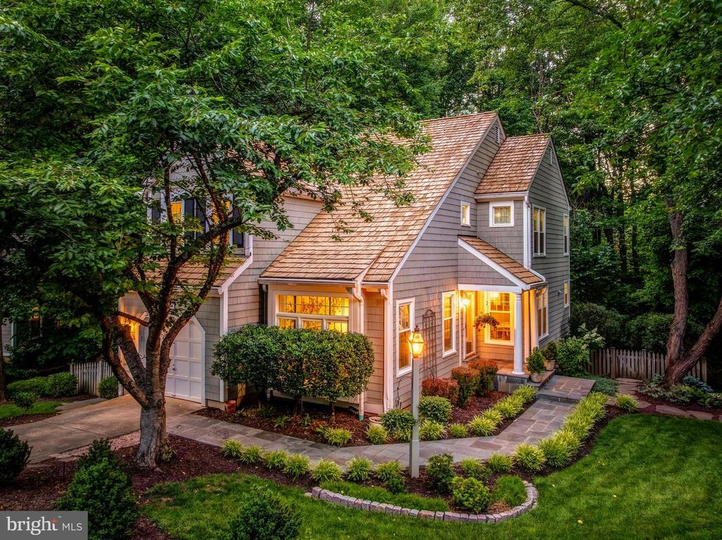 11634 SPRINGHOUSE PL, Reston, VA 20194
