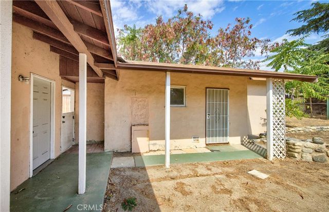 3135 W George, Banning, CA 92220