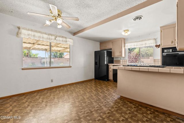 1163 Sycamore Drive, Simi Valley, CA 93065