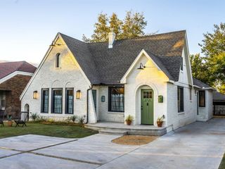 2721 NW 19 Street, Oklahoma City, OK 73107