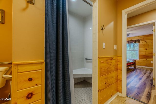 1430 A M King Way, Sevierville, TN 37876