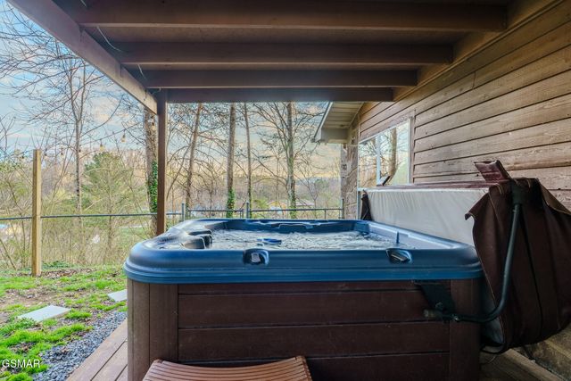 1430 A M King Way, Sevierville, TN 37876