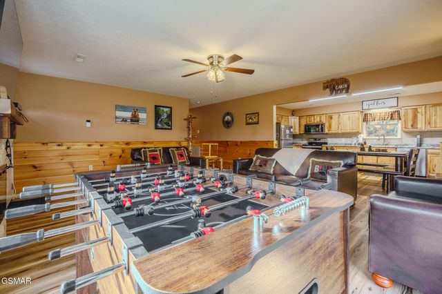 1430 A M King Way, Sevierville, TN 37876