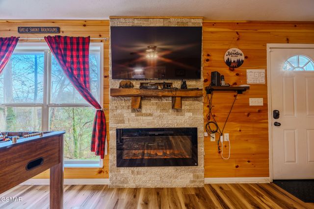 1430 A M King Way, Sevierville, TN 37876