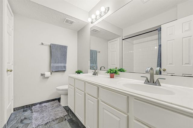 12911 Chalfield Circle, Houston, TX 77044