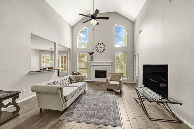 12911 Chalfield Circle, Houston, TX 77044