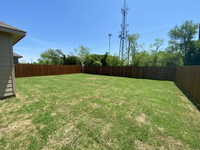 5452 Montrose Drive, Forney, TX 75126