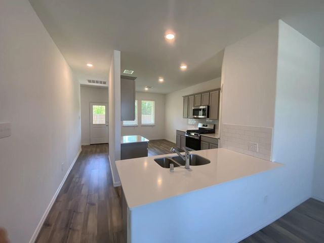 5452 Montrose Drive, Forney, TX 75126
