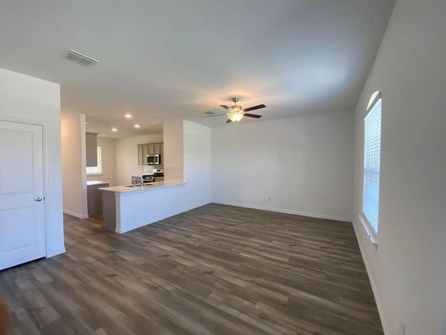 5452 Montrose Drive, Forney, TX 75126