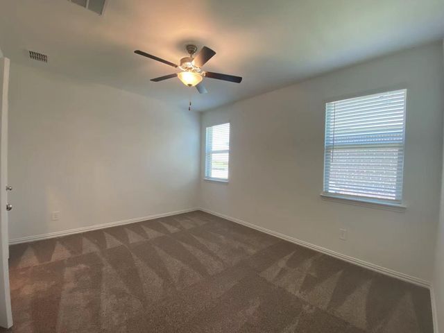 5452 Montrose Drive, Forney, TX 75126