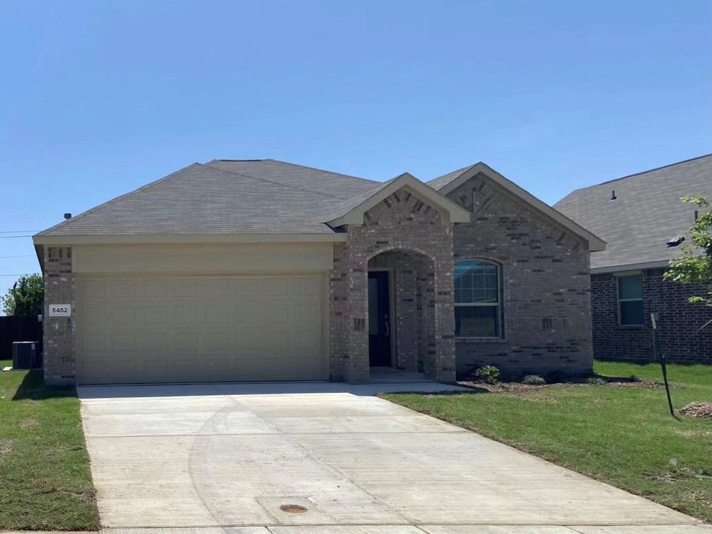 5452 Montrose Drive, Forney, TX 75126