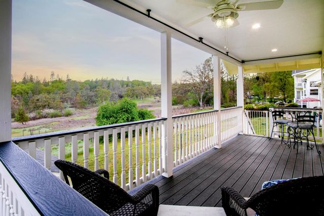 13922 Auburn Rd, Grass Valley, CA 95949