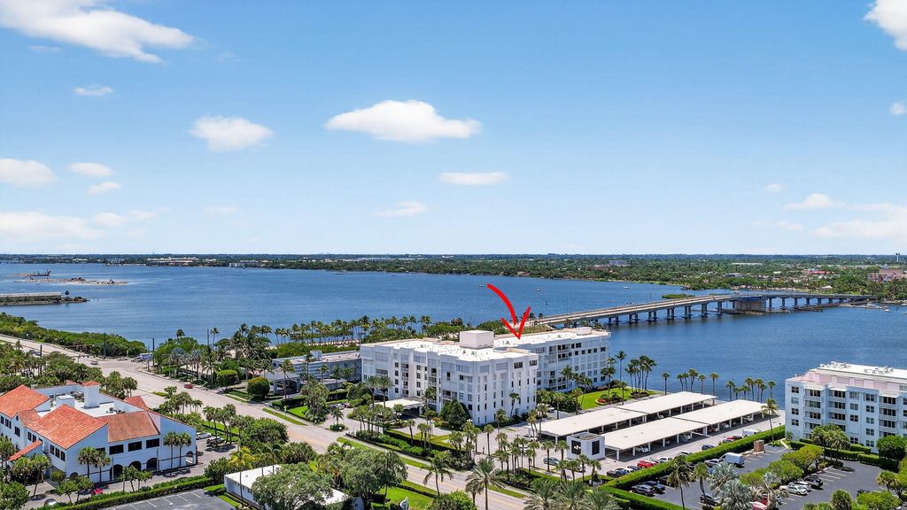 Image 34 of property listing at 2860 S Ocean Boulevard 604, Palm Beach, FL 33480