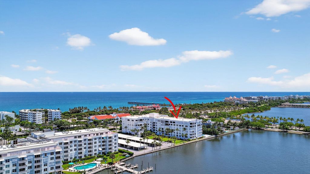 Image 36 of property listing at 2860 S Ocean Boulevard 604, Palm Beach, FL 33480