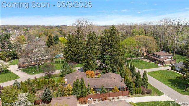 3120 Hartford Lane, Shelby Twp, MI 48316