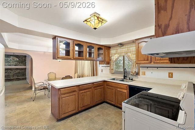 3120 Hartford Lane, Shelby Twp, MI 48316