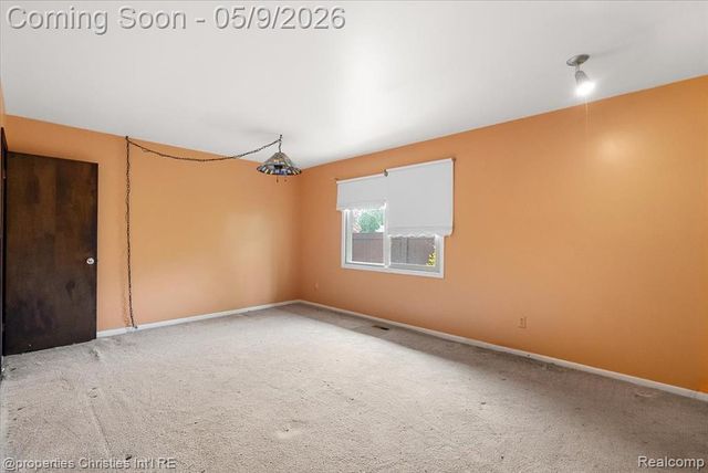 3120 Hartford Lane, Shelby Twp, MI 48316