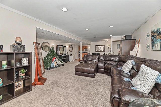 1611 24th AVENUE, Kenosha, WI 53140