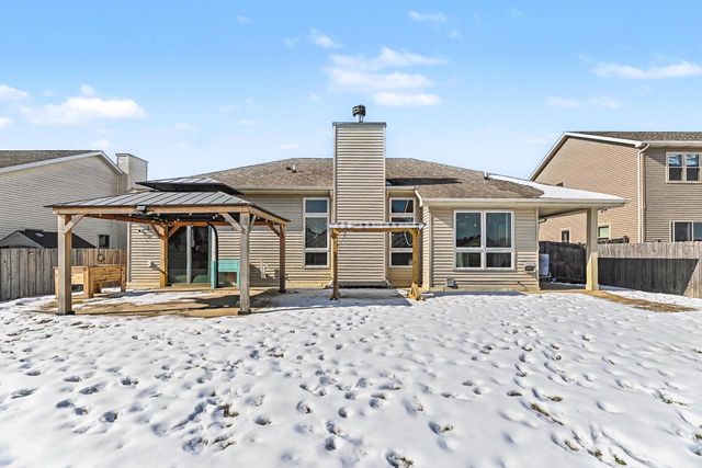 1611 24th AVENUE, Kenosha, WI 53140