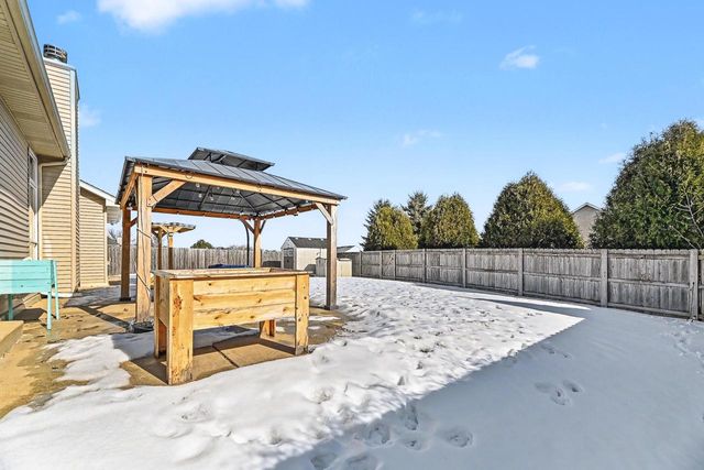 1611 24th AVENUE, Kenosha, WI 53140