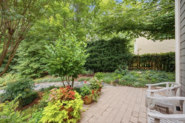 108 Bells Walk Court, Holly Springs, NC 27540