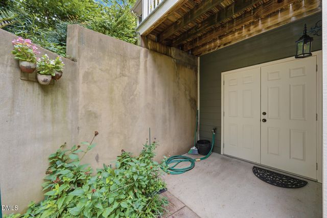 108 Bells Walk Court, Holly Springs, NC 27540