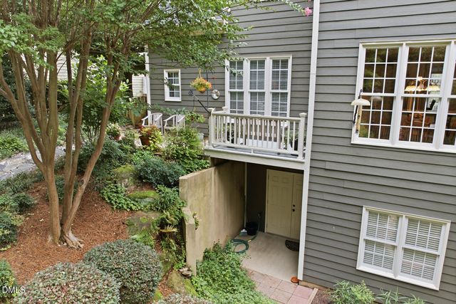 108 Bells Walk Court, Holly Springs, NC 27540