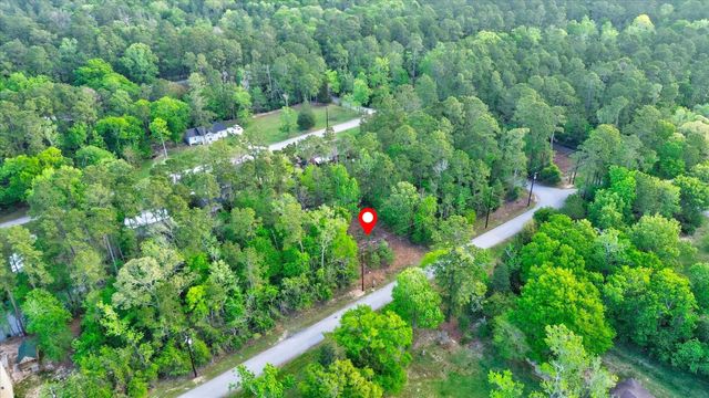 1412 W Lake Drive, Houston, TX 77336