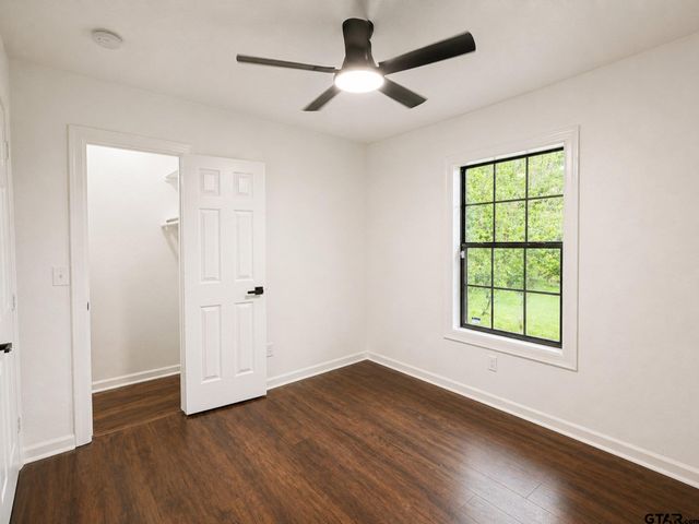 1812 N Bois D Arc, Tyler, TX 75702