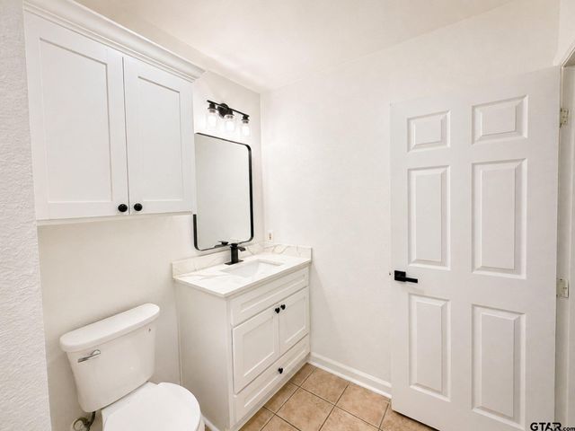 1812 N Bois D Arc, Tyler, TX 75702